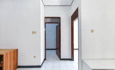 Rumah 2 Lt SHM 15 menit ke Gerbang Tol Sentul Barat Siap KPR J-48289
