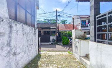 Rumah 2 Lt SHM 15 menit ke Gerbang Tol Sentul Barat Siap KPR J-48289