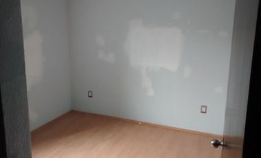 Departamento en PB a un paso de Eje 3 Ote, Metro y MB Apatlaco