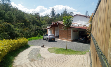 finca en venta en sector la leona. Cod V400610
