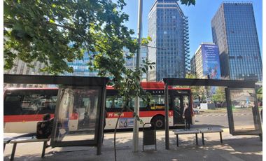 VENTA OFICINA CALLE SERRANO, METRO U. DE CHILE