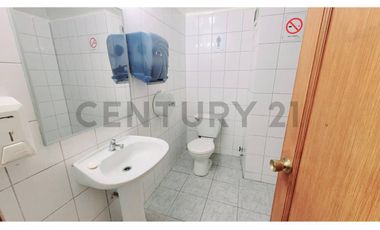 VENTA OFICINA CALLE SERRANO, METRO U. DE CHILE