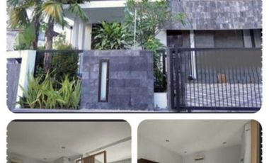 Rumah minimalis di Darmo permai utara Surabaya