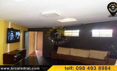 Local de venta en (Estadio Municipal) Zhirincay. – código:10723