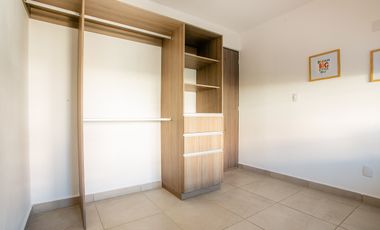 Departamento en Venta en Acapulco, Bonfil, 4 Recámaras, 2 baños, Club de Playa