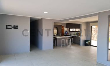 Vendo parcela 5000m2 con casa en Valle del Elqui