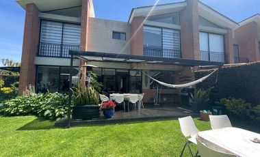 casa en venta en cajica. Cod V5176
