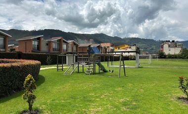 casa en venta en cajica. Cod V5176