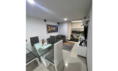 Apartamento sector laureles primer piso con terraza excelente espacio