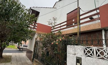 Casa en venta en Burzaco