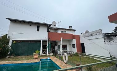 Casa en venta en Burzaco