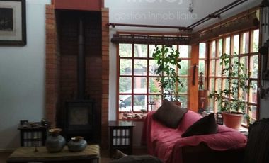 Vende  Cómoda Casa de Campo en Olmué