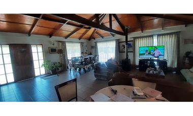 SE VENDE CENTRO DE EVENTOS + CASA. IDEAL INVERSIÓN