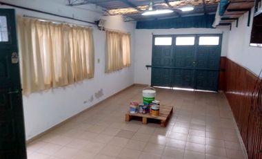 Casa en venta en Burzaco Oeste