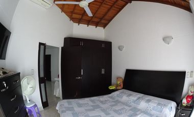 casa en venta en av. libertadores, playa hermosa. Cod V21956