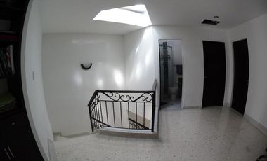casa en venta en av. libertadores, playa hermosa. Cod V21956