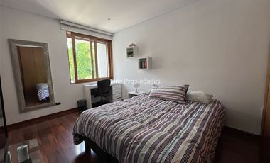 Casa en arriendo de 5 dorm. en Lo Barnechea