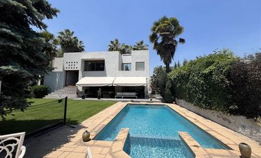 Casa en arriendo de 5 dorm. en Lo Barnechea