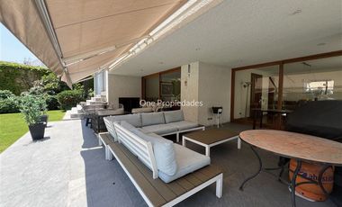 Casa en arriendo de 5 dorm. en Lo Barnechea