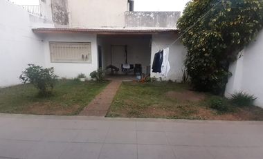 Casa en venta en Ramos Mejia Sur