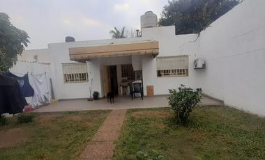 Casa en venta en Ramos Mejia Sur