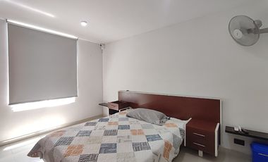 apartamento en arriendo en prados del este. Cod A30827