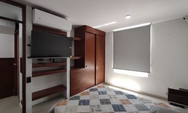 apartamento en arriendo en prados del este. Cod A30827