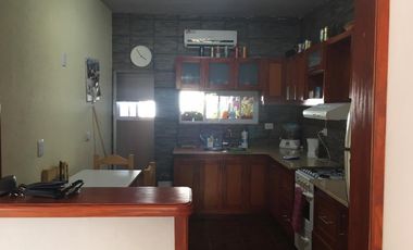 Casa en venta en Quilmes Este