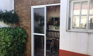 Casa en venta en Quilmes Este