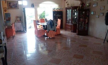 VENTA DE CASA EN LOS UNIFICADOSMas Informacion  (099) 971- ----