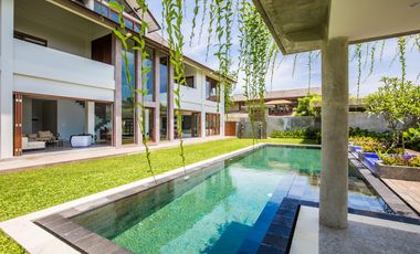 Freehold - Oceanfront Luxury Villa with Breathtaking Mountain & Ricefield Views, Minutes from Sanur, Bali