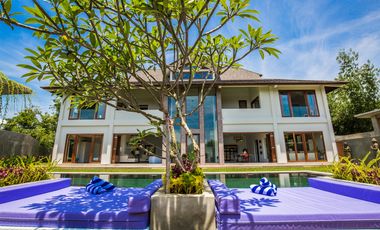 Freehold - Oceanfront Luxury Villa with Breathtaking Mountain & Ricefield Views, Minutes from Sanur, Bali