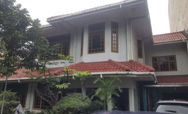 For Sale House Suitable For Office in Pemataran Area, Menteng, Central Jakarta