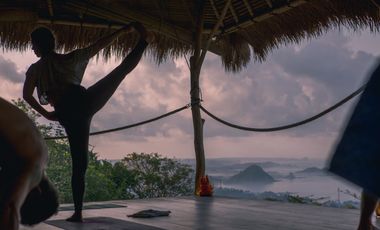 Ashtari Estate - Restaurant Lounge Yoga Loft