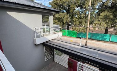 VENTA DE EXCELENTE DEPARTAMENTO 2 AMBIENTES A ESTRENAR - MONTE GRANDE CENTRO