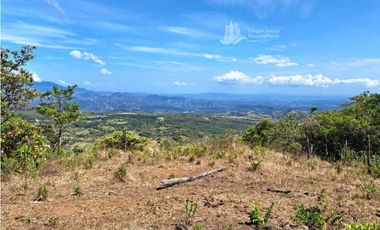 VENDO UNA HECTAREA CON VISTA 360