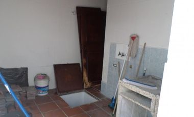 casa en arriendo/venta en caobos. Cod A1251