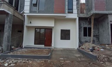 Rumah 2 lantai dkt stasiun bojong gede,bogor
