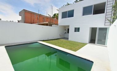 PREVENTA Casa + alberca en Jiutepec