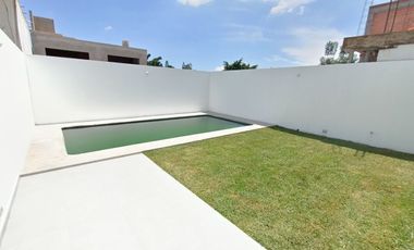 PREVENTA Casa + alberca en Jiutepec