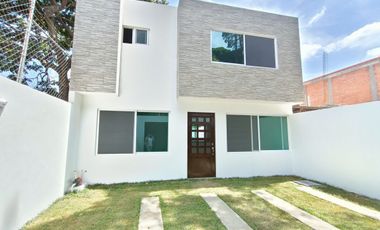 PREVENTA Casa + alberca en Jiutepec