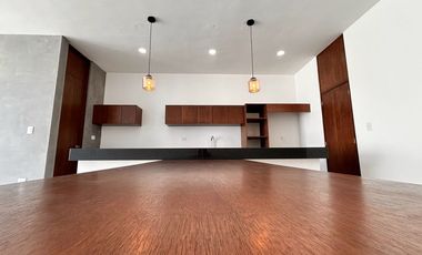 Casa tipo TH en preventa en la zona Country Club