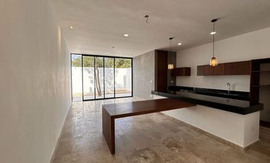 Casa tipo TH en preventa en la zona Country Club