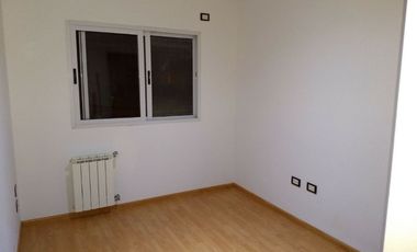 Duplex en venta en Ezpeleta Este