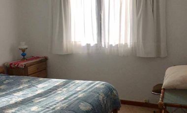 HERMOSA CASA SOBRE IMPORTANTE LOTE