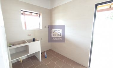 COD. 5044 - SE ARRIENDA CASA - BARRIO: ACAPULCO