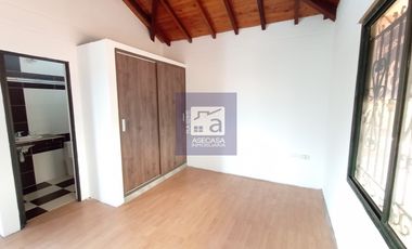 COD. 5044 - SE ARRIENDA CASA - BARRIO: ACAPULCO