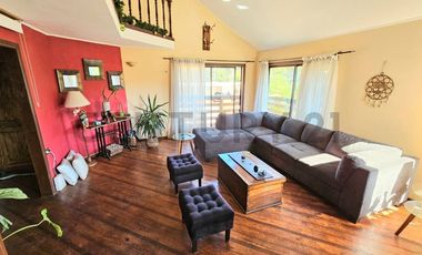 SE VENDE CASA 5D, CAMINO A PENCO, VILLA EL AROMO.