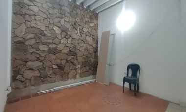casa-local en venta en el paramo. Cod V30884