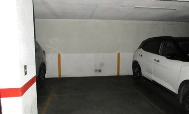 Estacionamiento en venta en Providencia